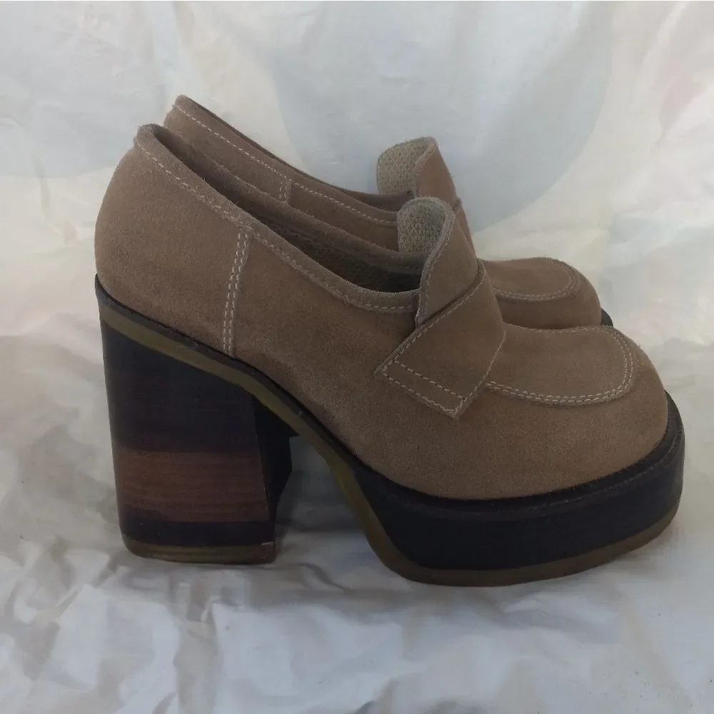 Vintage Bakers Shoes Chunky Block Heel Size 8 US